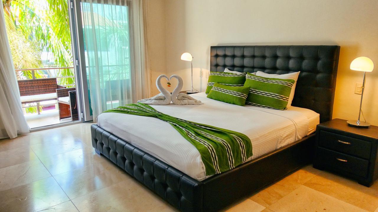 Luxurious & Central Condo In Playa Steps From The Beach Playa del Carmen Exterior foto